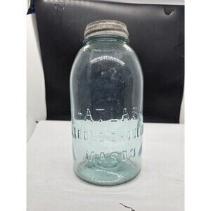 Atlas Strong Shoulder Mason Half Gallon Aqua Blue Jar w/Ball Zinc Lid Vintage